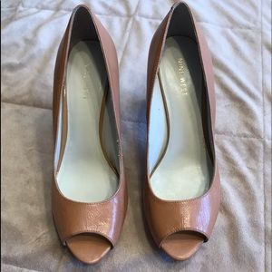 ❤️Nine West Peep Toe Platform Shoes❤️